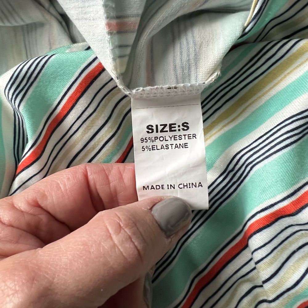 Striped romper - Picture 3 of 3
